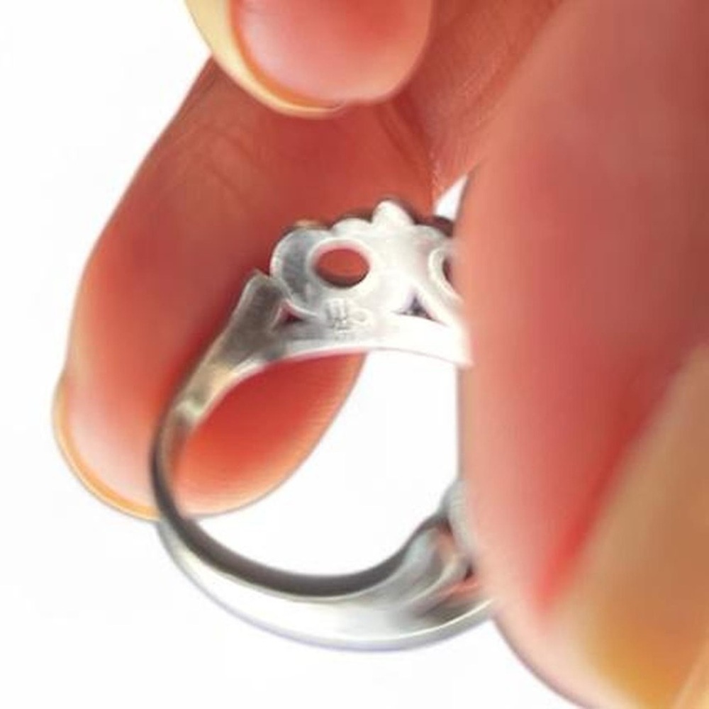 James Avery retired Crown Ring - Picture 6 of 7